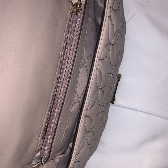 🌟🌟🌟Authentic Michael Kors purse🌟🌟🌟 - Picture 4 of 6